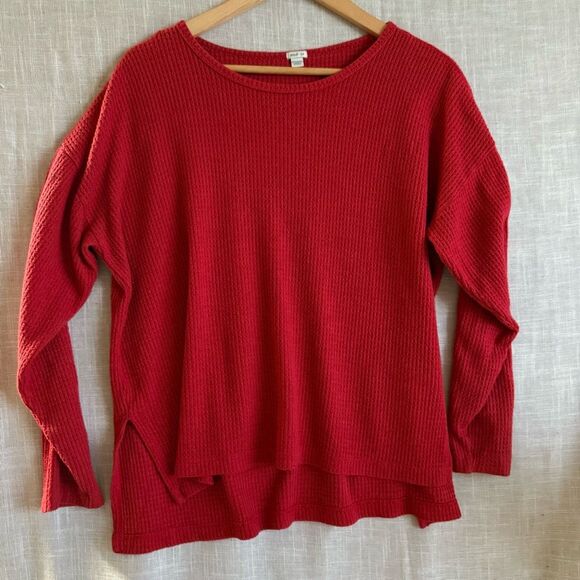 Waffle Knit Thermal Top Womens Size M Cherry Red Long Sleeve Cozy Fall Layers - Picture 1 of 13